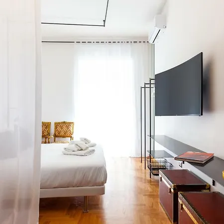 Apartment Alma De Toledo Design Plebiscito Naples