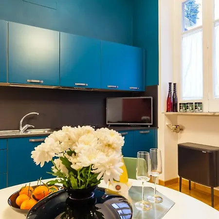 Apartment Alma De Toledo Design Plebiscito Naples